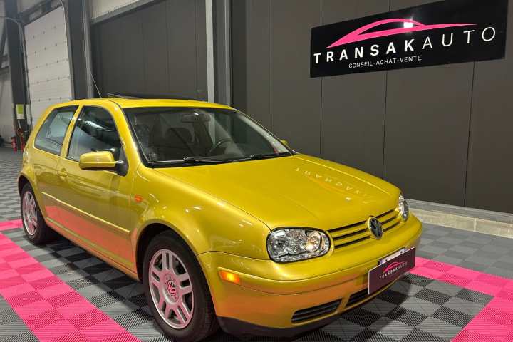 VOLKSWAGEN GOLF