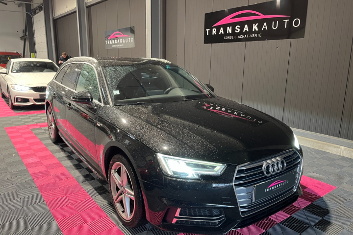 AUDI A4 AVANT