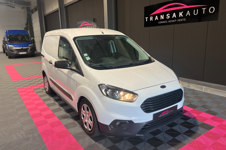 FORD TRANSIT COURIER FOURGON