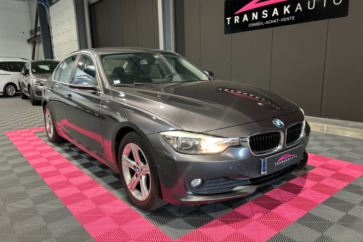 BMW SERIE 3 F30