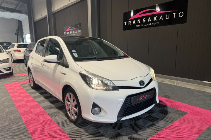 TOYOTA YARIS HYBRIDE