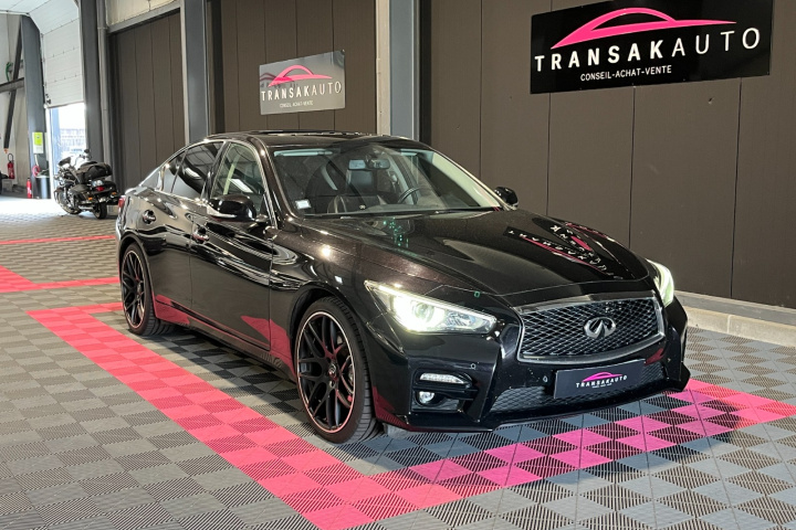 INFINITI Q50s
