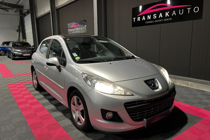 PEUGEOT 207