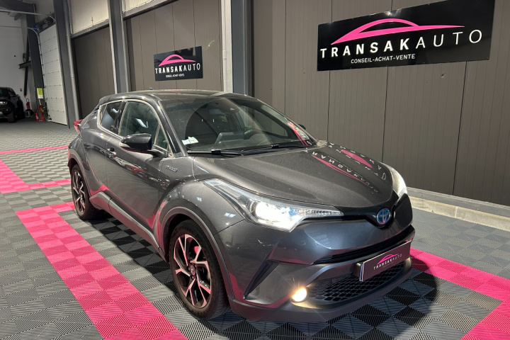 TOYOTA C-HR HYBRIDE RC18