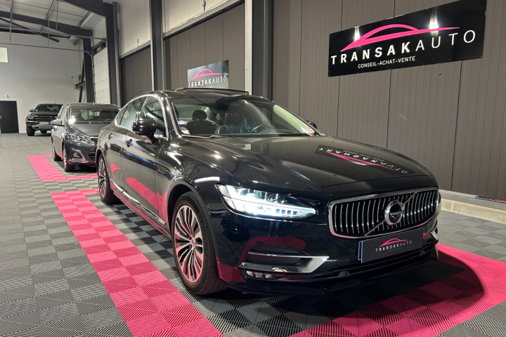 VOLVO S90