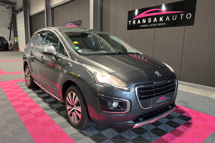 PEUGEOT 3008